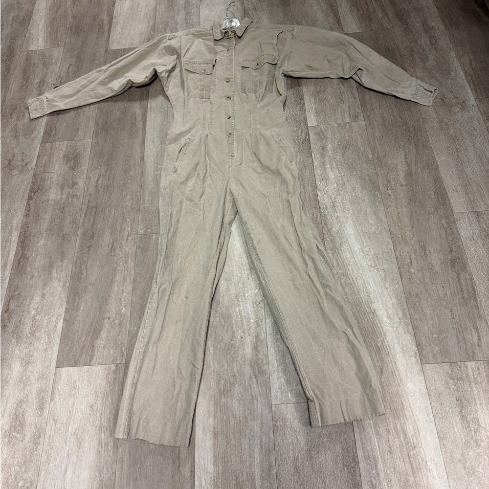 Rare Banana Republic Khaki Jumpsuit 100% cotton